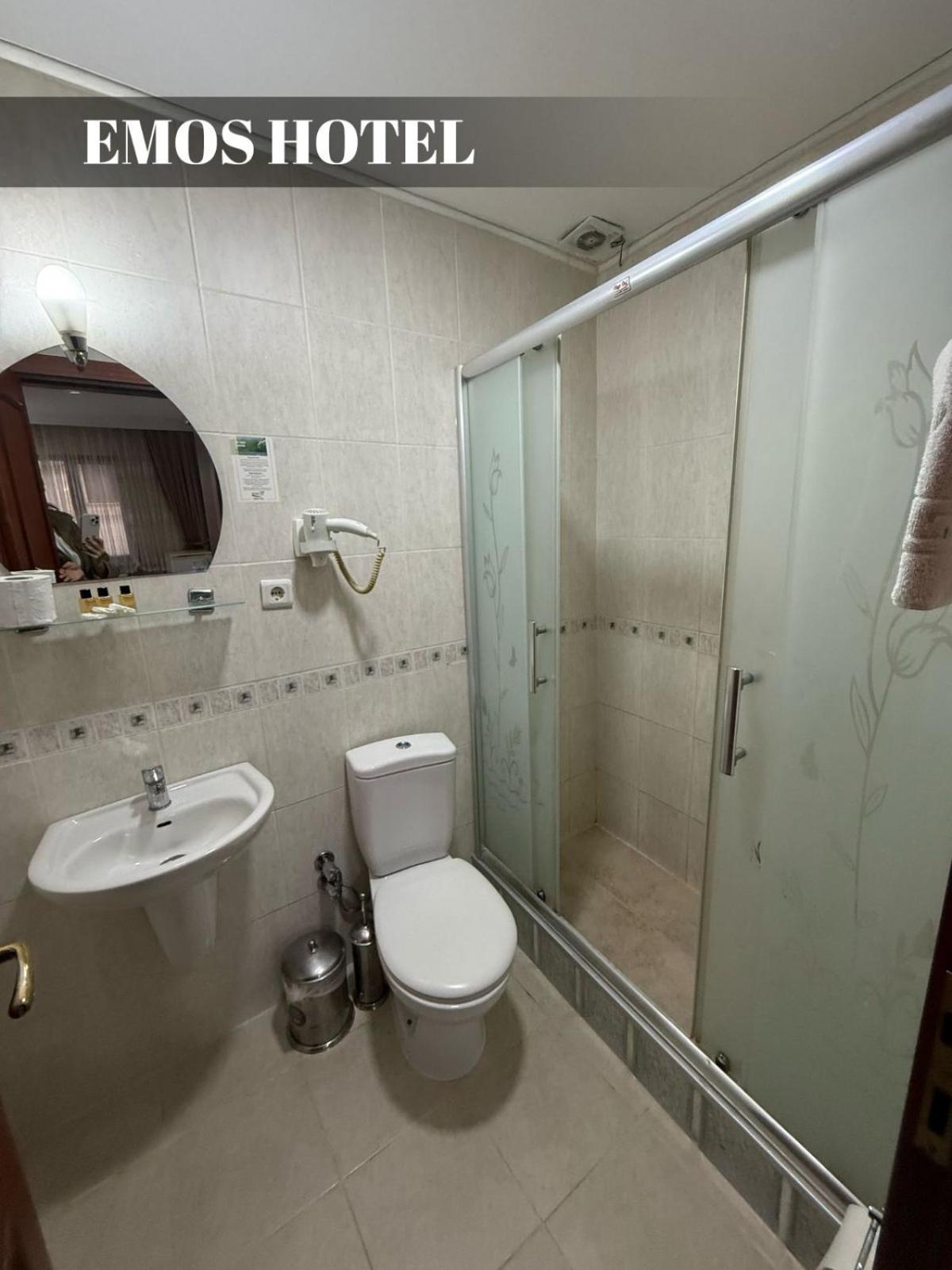 Emos Hotel İstanbul Dış mekan fotoğraf