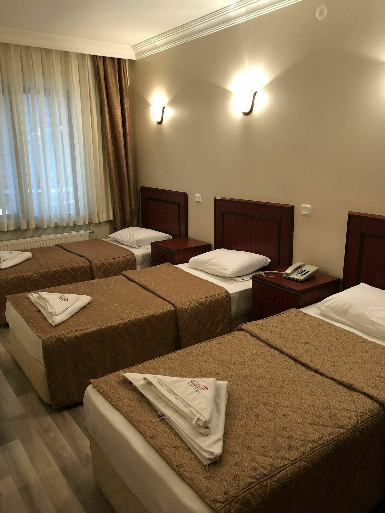 Emos Hotel İstanbul Dış mekan fotoğraf